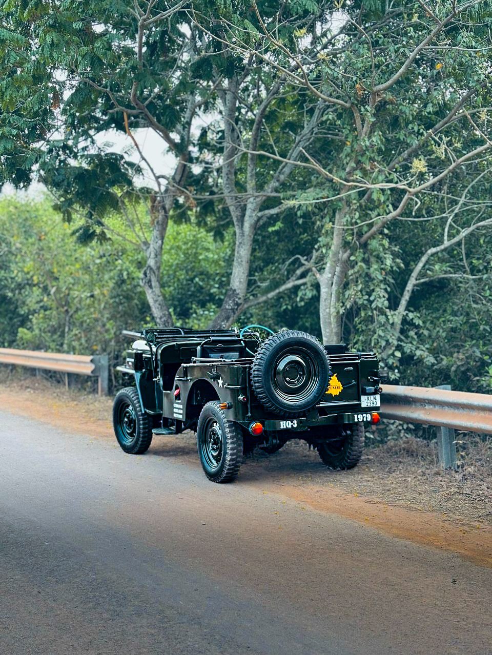 Mahindra CJ 500D thumbnail 3